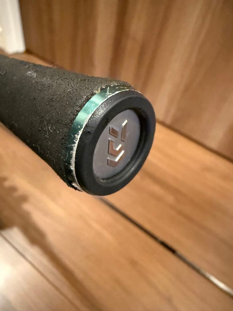 エメラルダス ストイスト AGS 83M IL