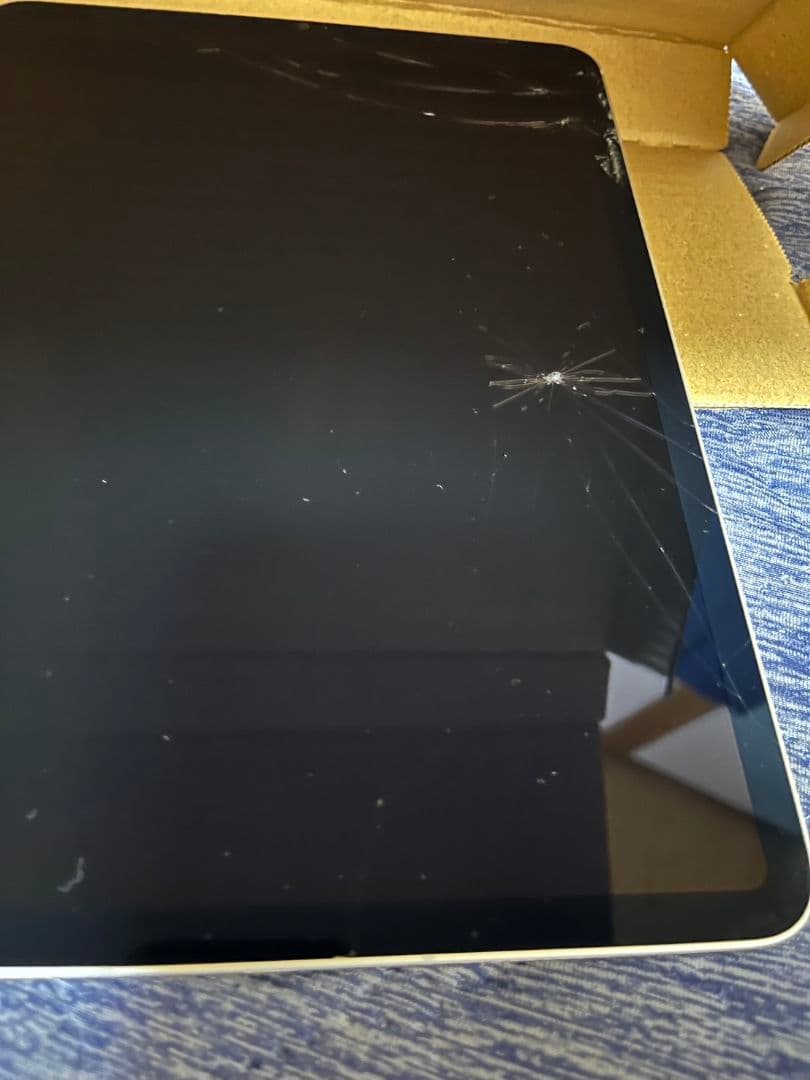 iPad Pro 11インチ 第3世代 画面割れあり