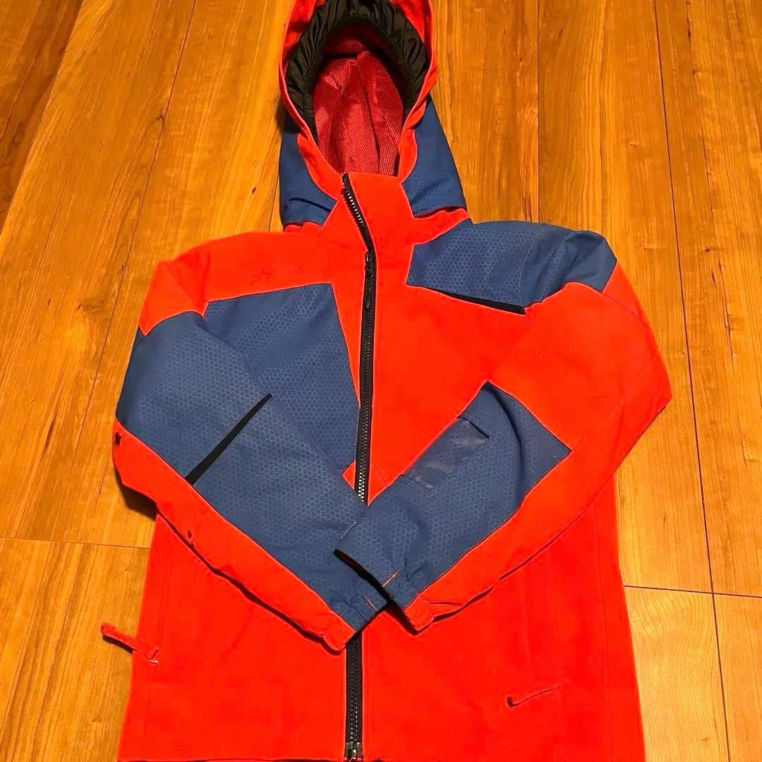 Phenix 子ども用スノーボードウェア 赤青 140cm(サイズ調整可)