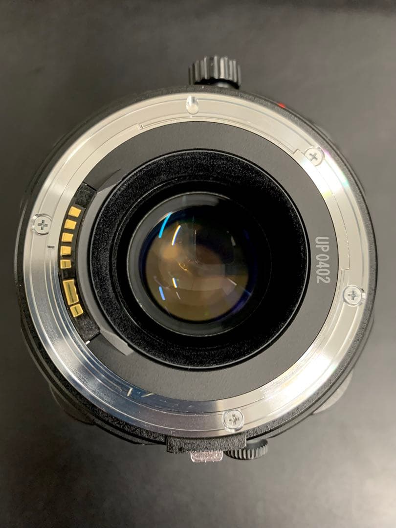 TS-E45mm F2.8　CANON （ティルト・シフト軸の変更・改造済み）