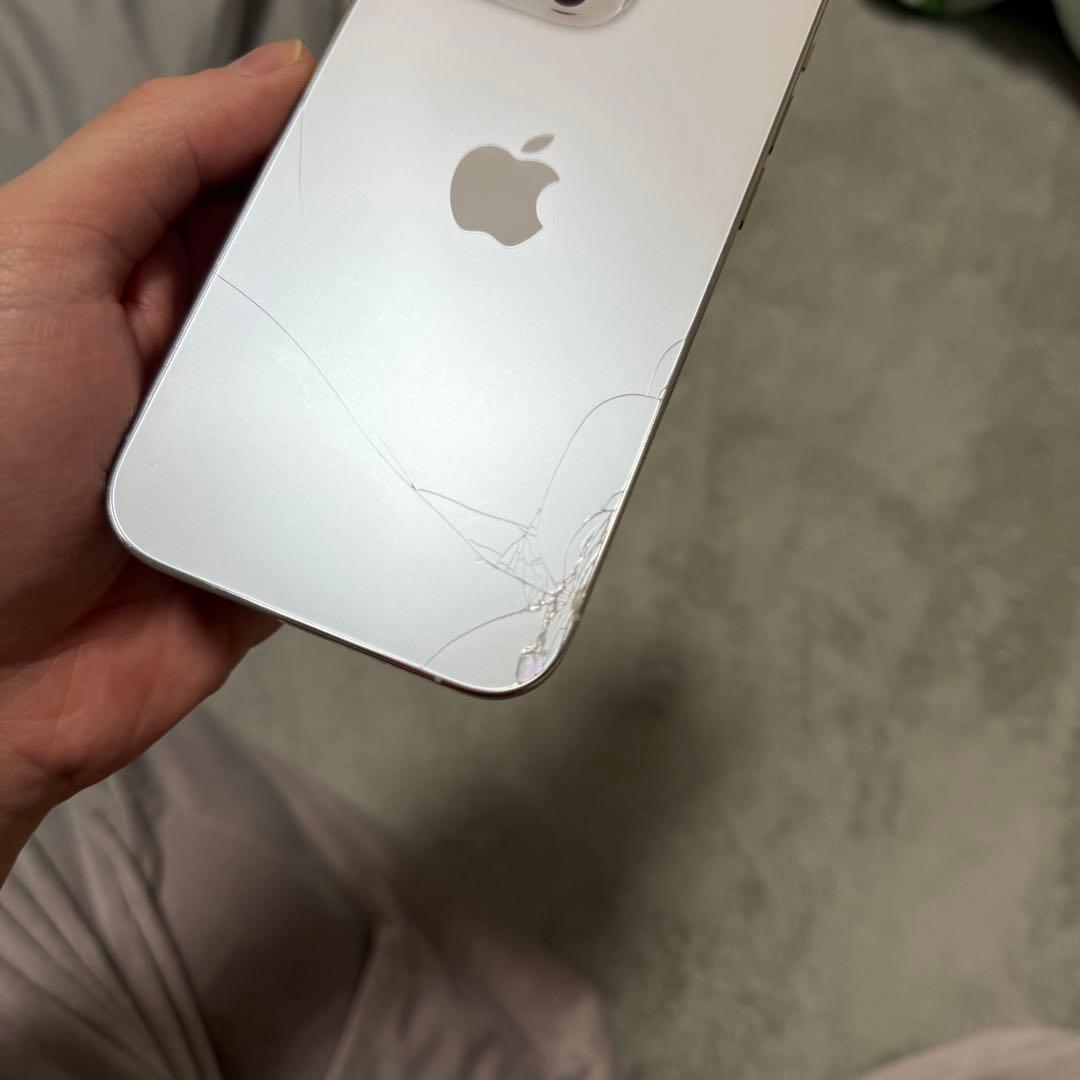 iPhone 14 Pro シルバー 128GB 背面ひびあり
