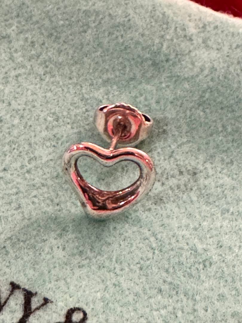 片耳のみ！現物のみ！ティファニーのオープンハート スタッド ピアス！