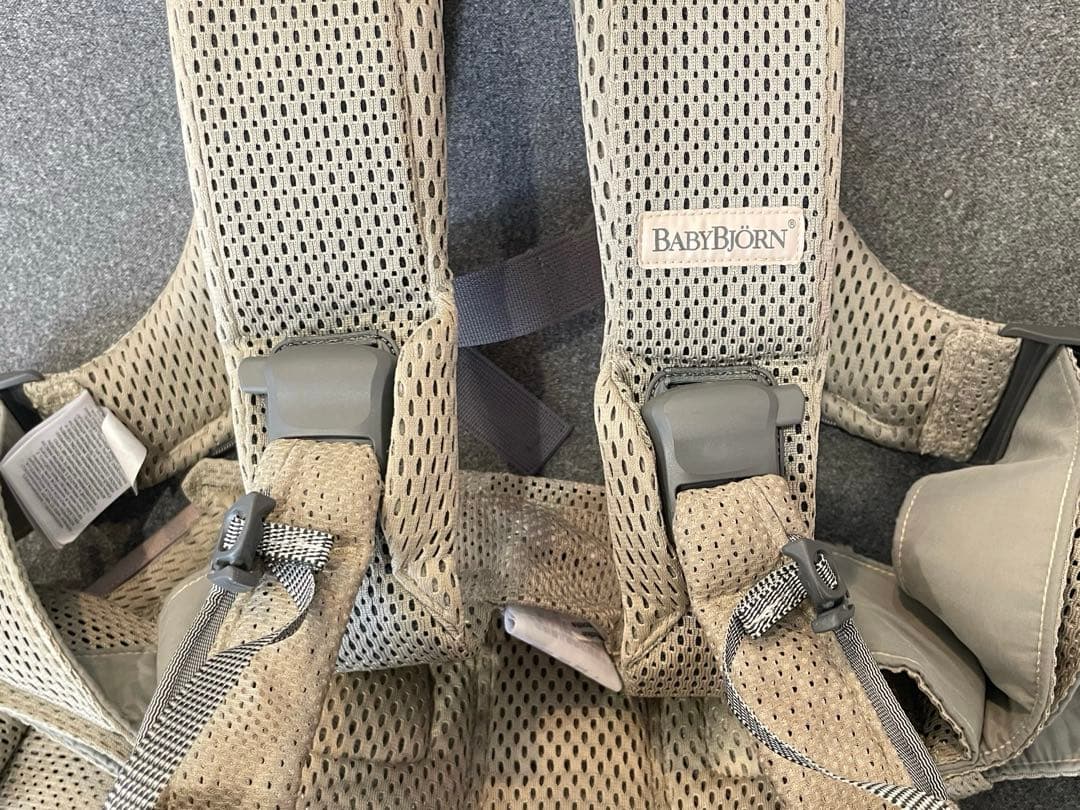 ベビービョルン 抱っこ紐 ワンカイエアー ONE KAI Air