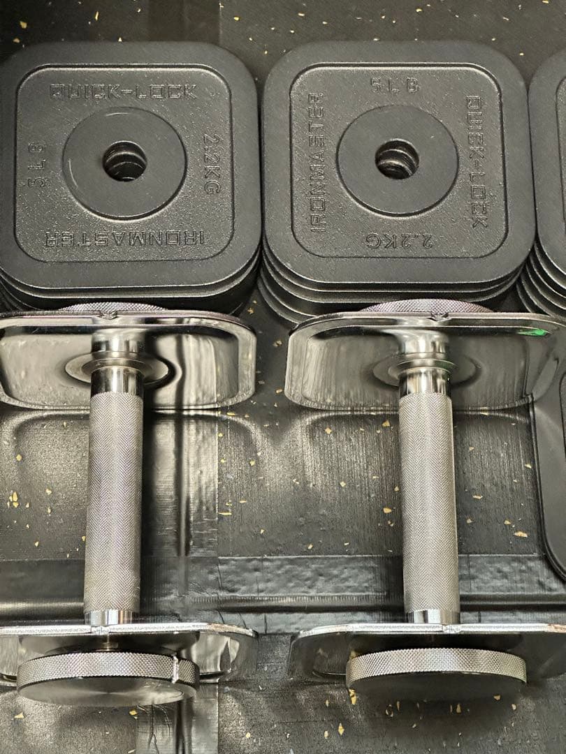 クイックロックダンベル68kg(34kg×2)、純正スタンドセット