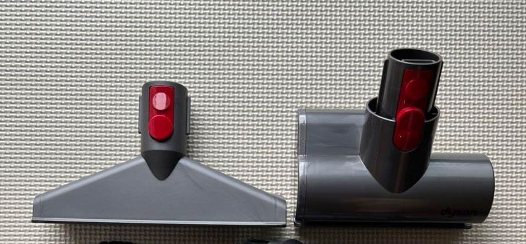 陳列棚付アクセサリー多数Dyson Cyc V10 FlufSV12掃除機