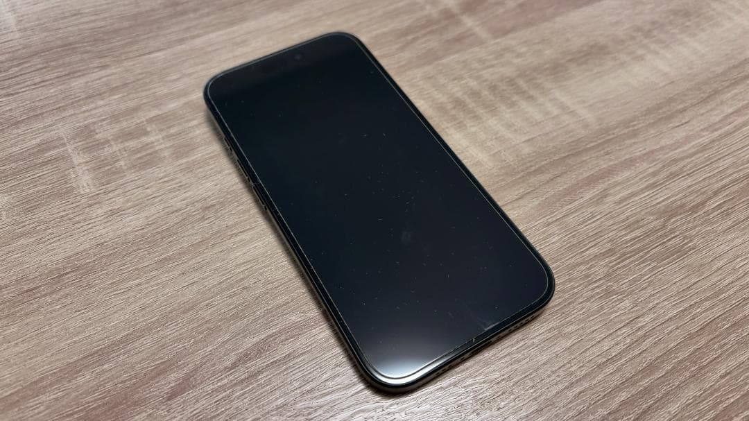 【美品】iPhone 16 128GB ブラック 本体 Apple 送料無料