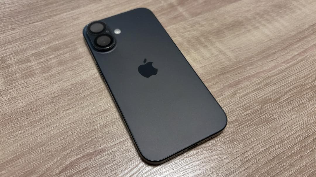 【美品】iPhone 16 128GB ブラック 本体 Apple 送料無料