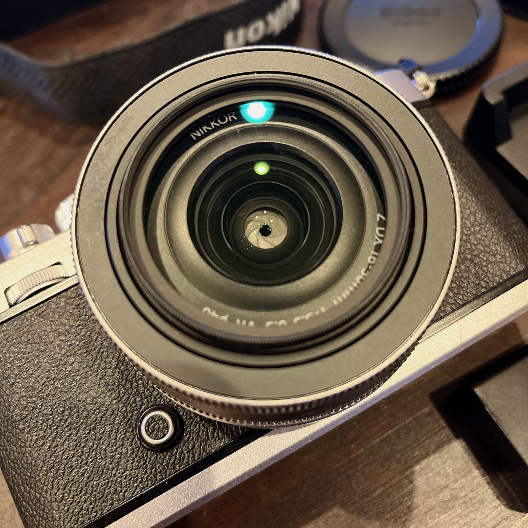 【ほぼ未使用/箱付き】Nikon Zfc ショット数約700枚(付属品つきます)