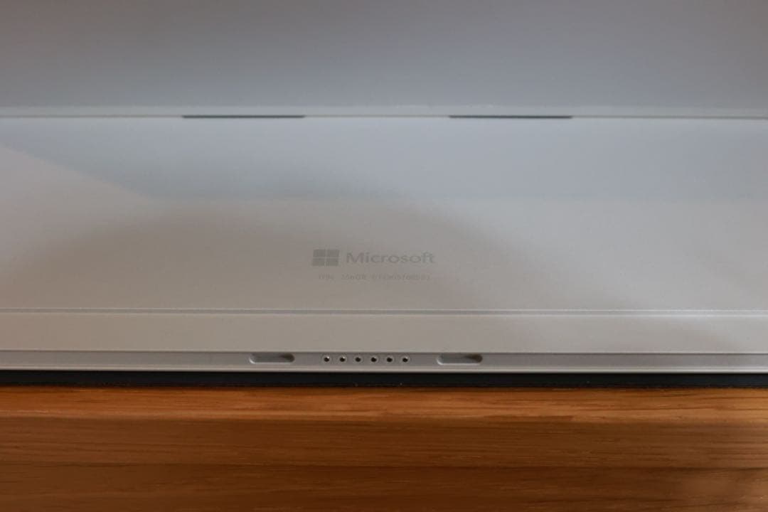 Microsoft Surface Pro + キーボード・ペン・Office