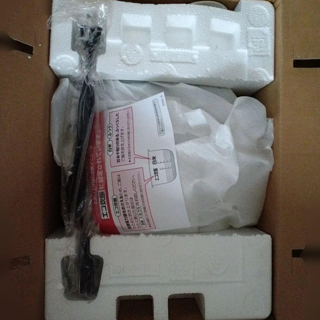 ZOJIRUSHI極め炊き5.5合炊き　新品