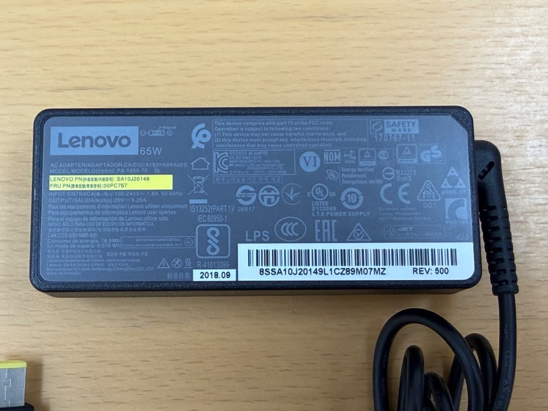 ミニPC ThinkCentre M715q Tiny / R5PRO 2400GE