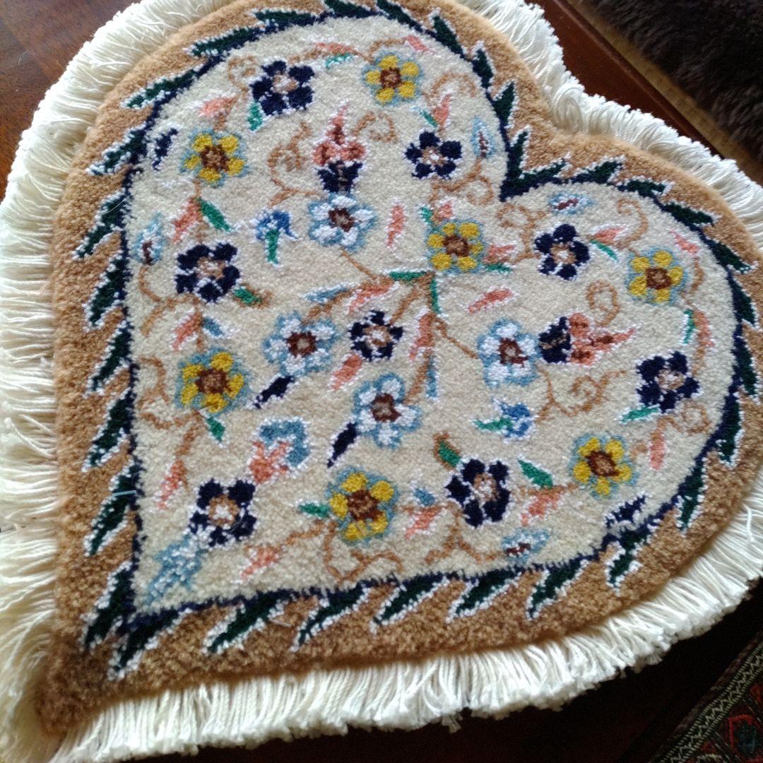 ハート ペルシャ絨毯イラン ナイン産 手織り ミニチェアマット 座布団