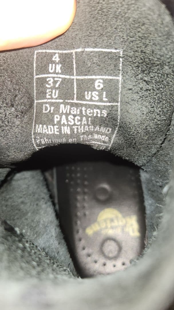 超美品ドクターマーチン 8ホール　エンジニアブーツ本革UK4