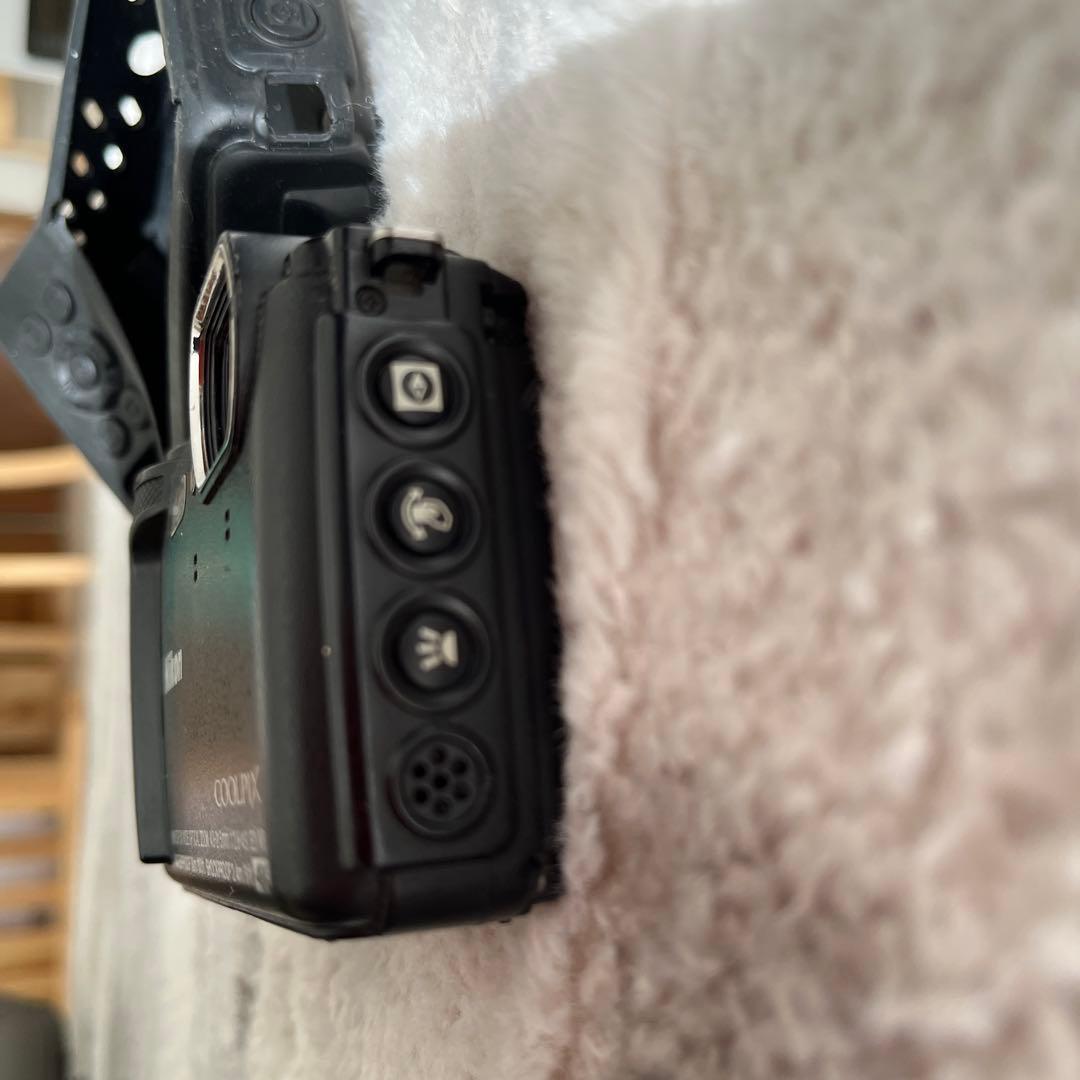 ニコン・クールピクスW300