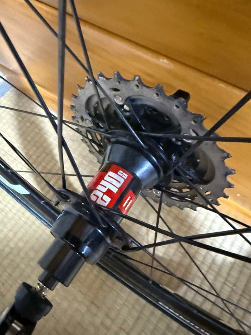 6/30まで限定出品！爆音！FFWD F6R カーボンホイール　専用ケース付き