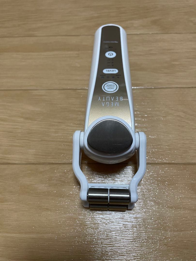 MEGA BEAUTY 美顔器