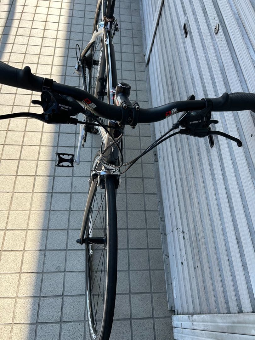 PINARELLO TREVISO 700cc 外装16段変速 フレームアルミ