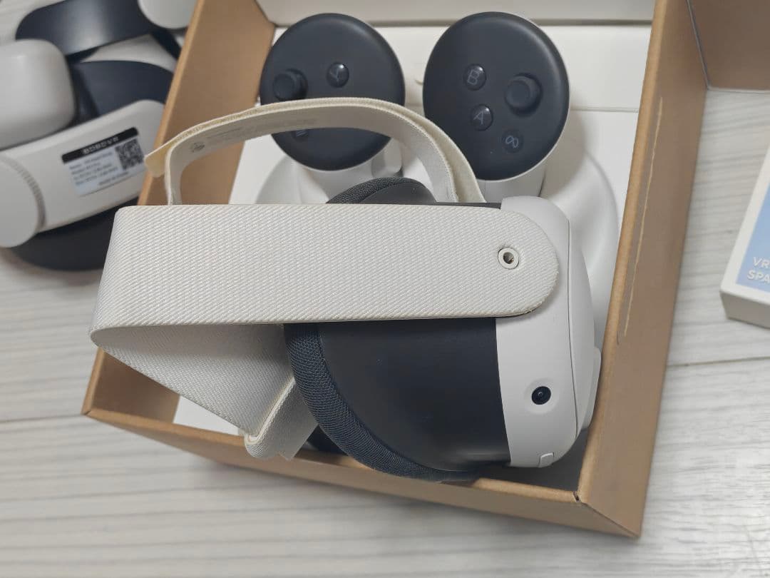 [セット]  Quest 3 VRヘッドセット 128GB