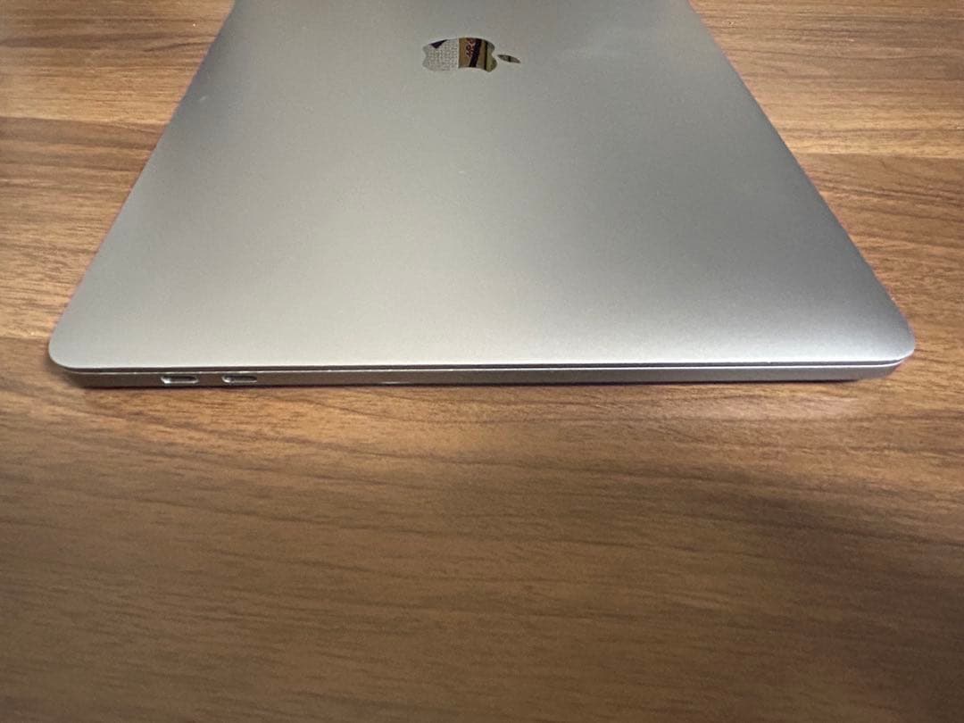Apple MacBook Pro 13インチ 2020