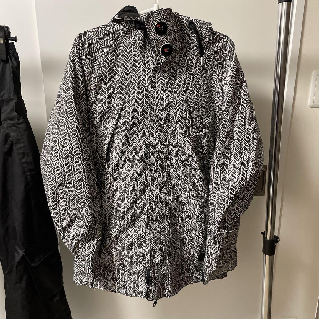 O'NEILL スノーボード　スキー　スノボウェア　セットアップ上下　男女兼用