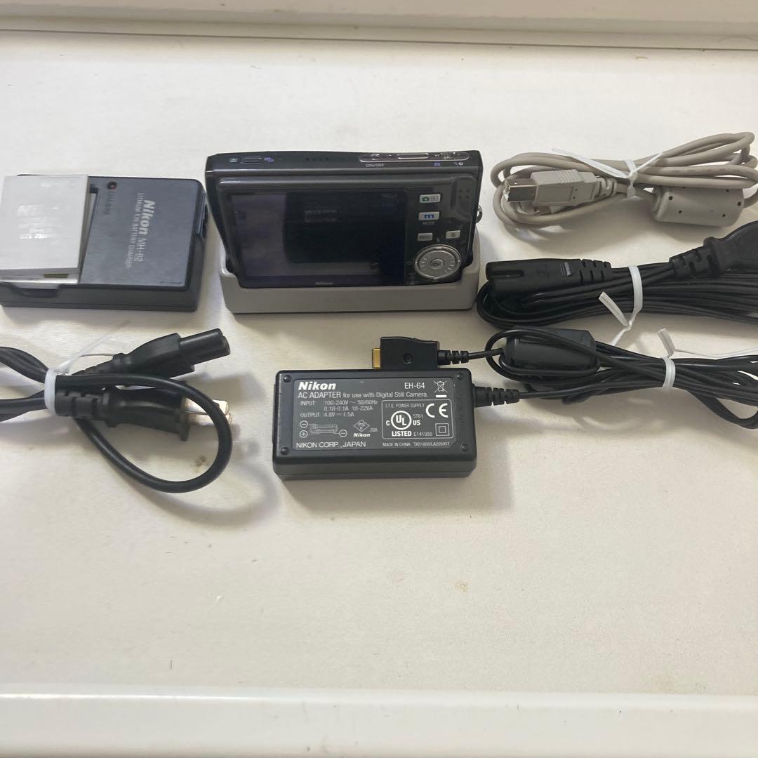 Nikon COOLPIX S70 Cコンパクトデジタルカメラ