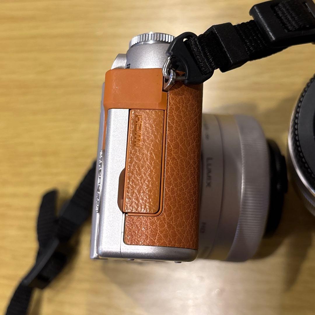 パナソニック LUMIX DMC-GF7 ダブルズームレンズキット