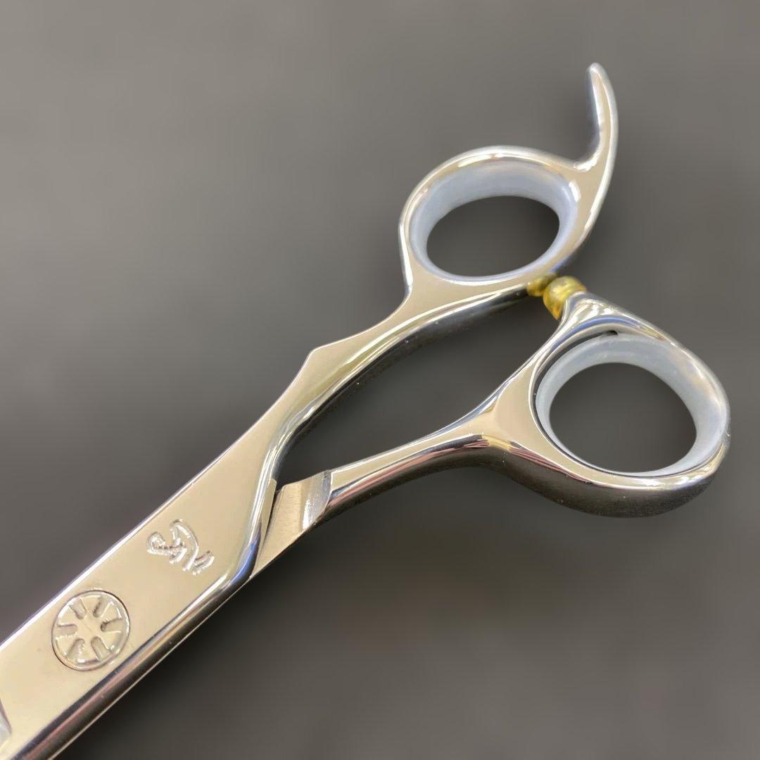 7インチシザー　バリバリ切れる！新品未使用 おススメ！