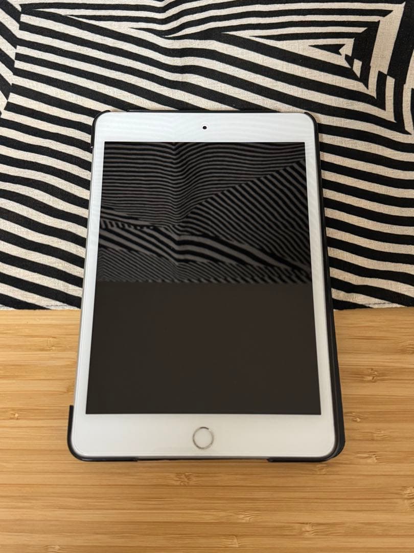 iPad mini 第5世代 64GB Wi-Fi シルバー