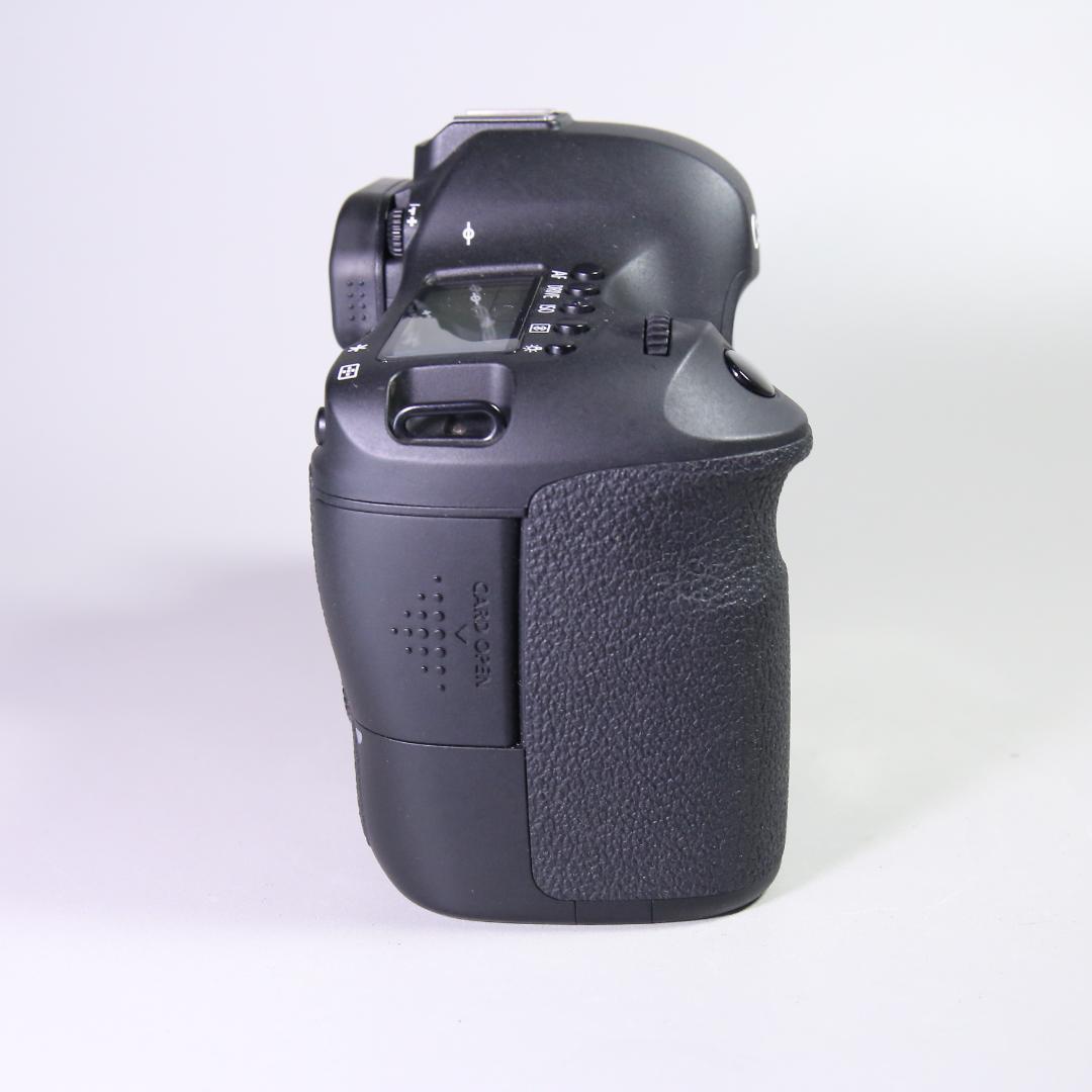 ☆美品☆ショット 7102回 Canon ６D EF24-105 L #389