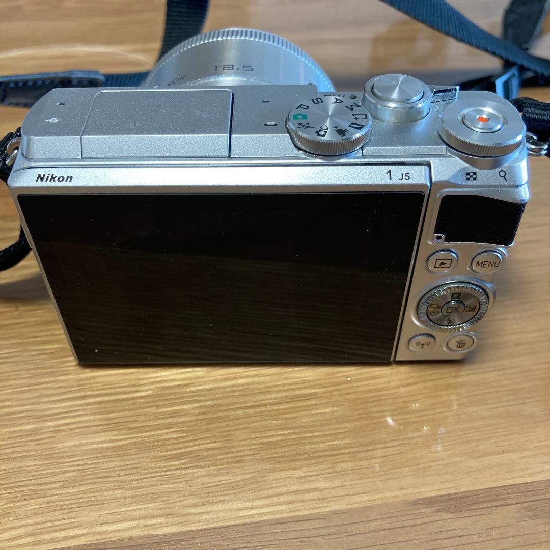 Nikon 1 J5 ダブルレンズキット