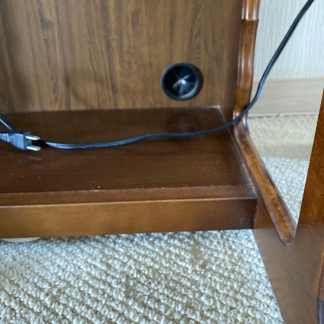 カリモク木製ライティングデスク 電源コンセント付き