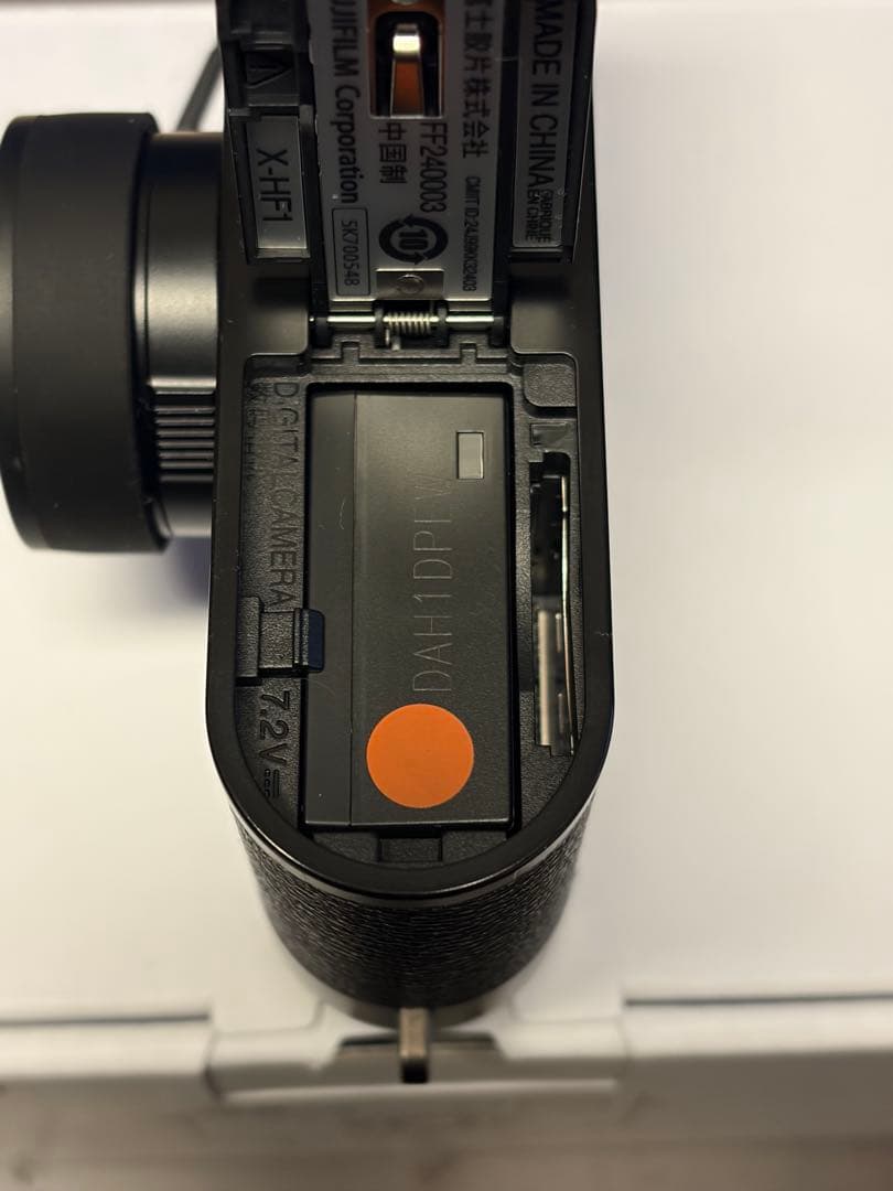 FUJIFILM X half コンパクトデジタルカメラ ブラック