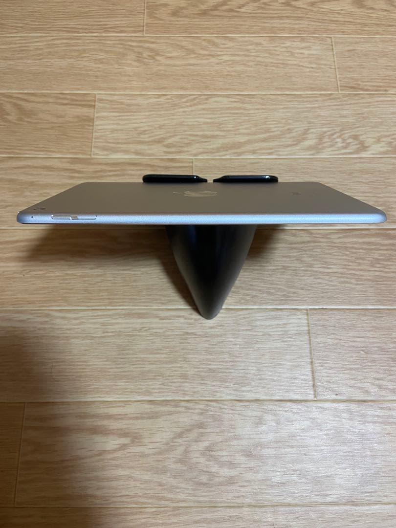 Ipad mini4 128GB シルバーWi-Fiモデルバッテリー98%良品