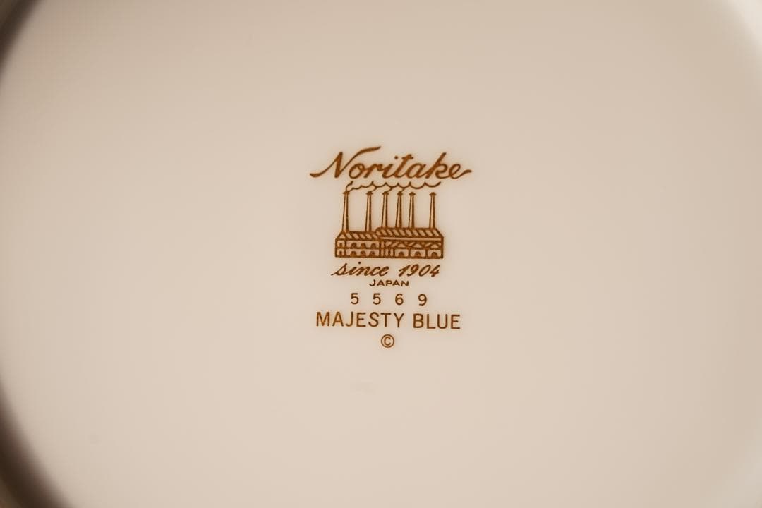 ダイヤモンドコレクション「マジェスティブルー」約18センチ皿６枚 by ノリタケ