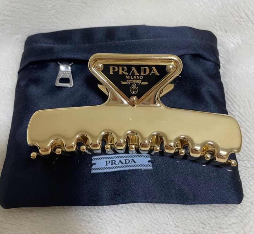 最終値下げ　PRADA メタル ヘアクリップ