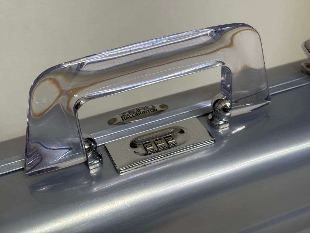 【中古美品】 ZERO HALLIBURTON アタッシュケース CEJ-PB