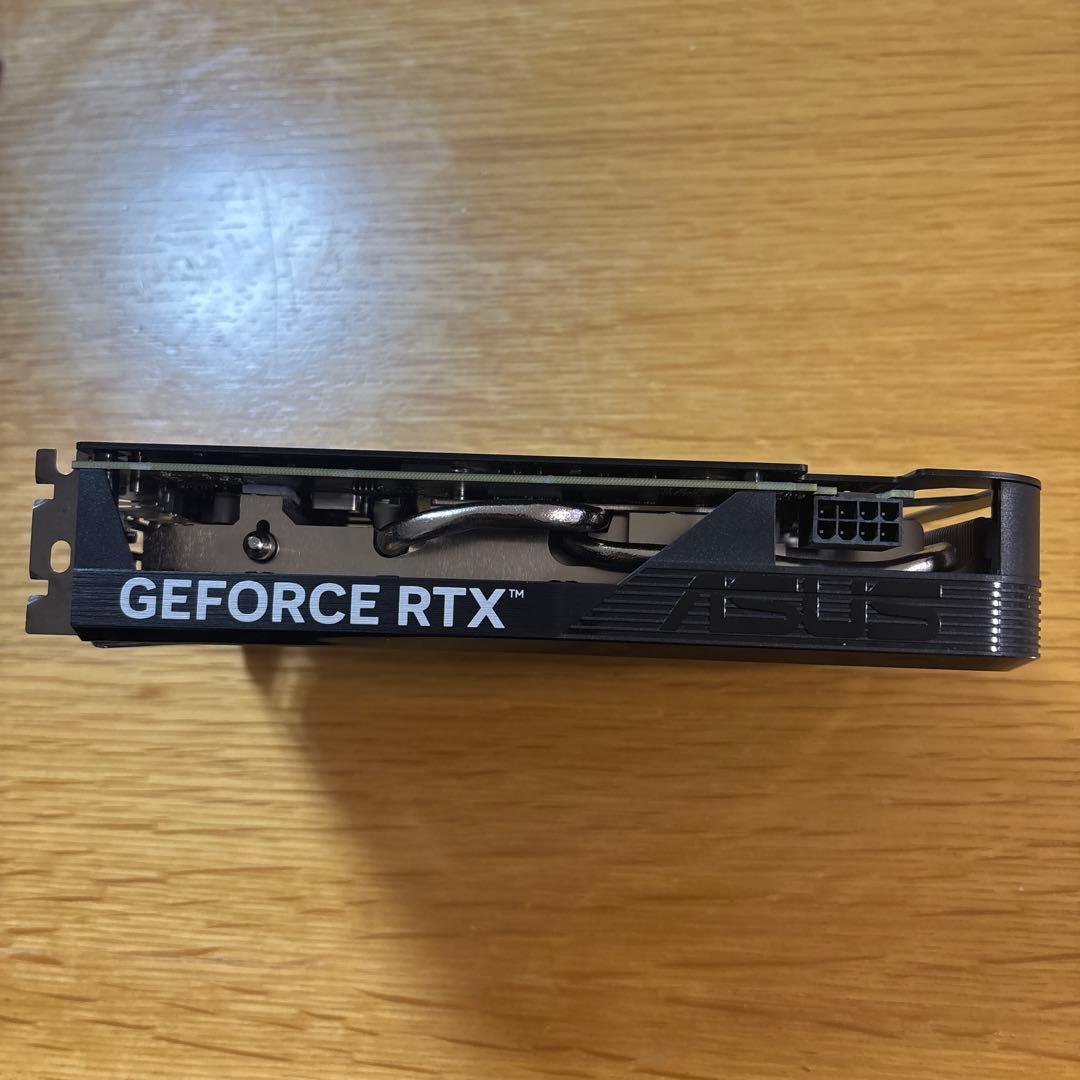 グラフィックボード・グラボ・ビデオカード ASUS GeForce RTX 4060 8GB