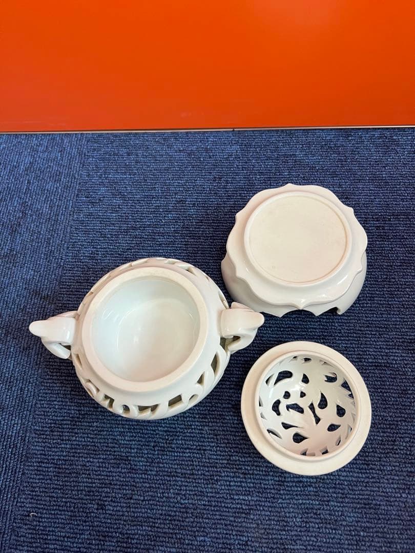 1206  吉窯龍泉　透かし彫り　香炉