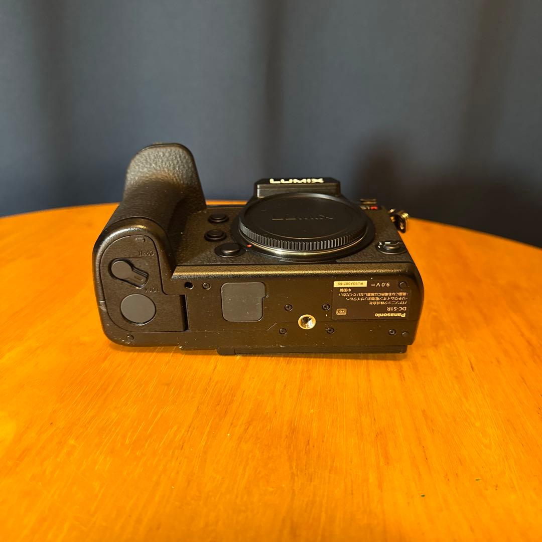 LUMIX S1R ルミックス　フルサイズ　極美品