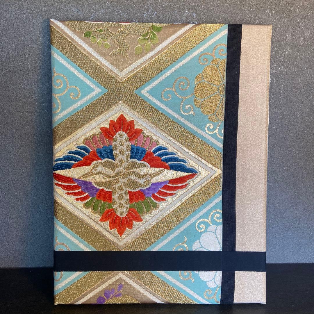 ファブリックパネル　インバウンド　アート　民泊　施設　壁面　着物アート