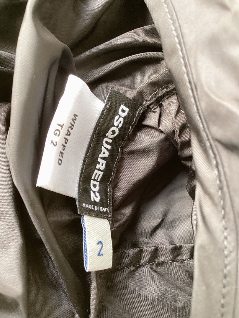 訳あり未使用品【DSQUARED2】犬用コート　Lサイズ　定価63800円