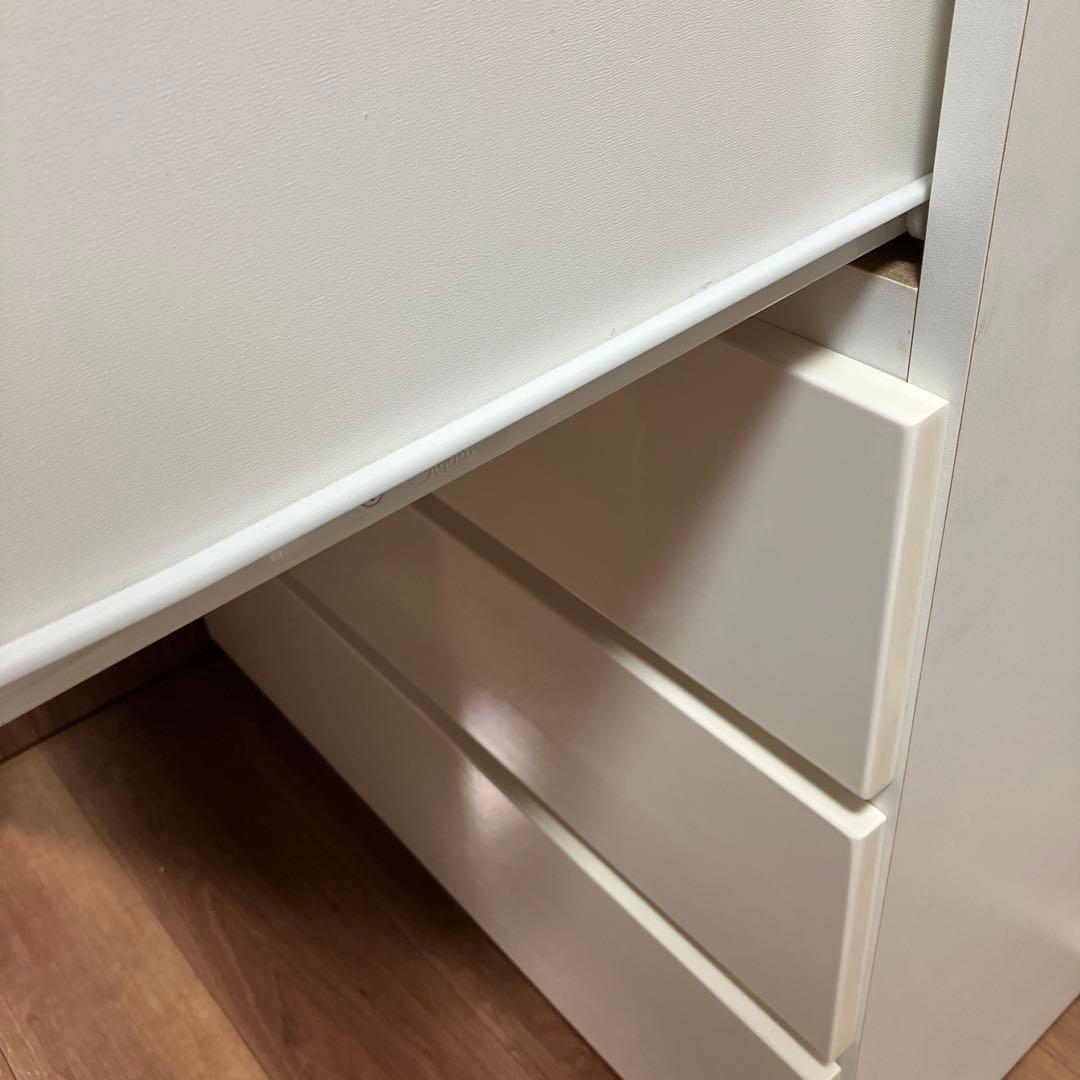 ニトリ　チェスト　5段　タンス　ハイチェスト　引き出し　白　ホワイト