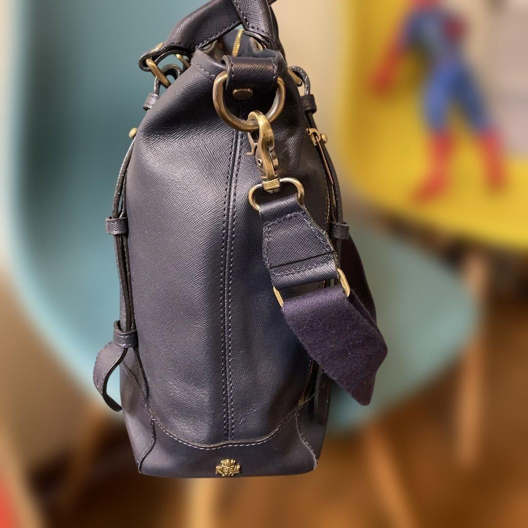 イタリア製　ＦClioネイビー レザー ビジネスバッグ