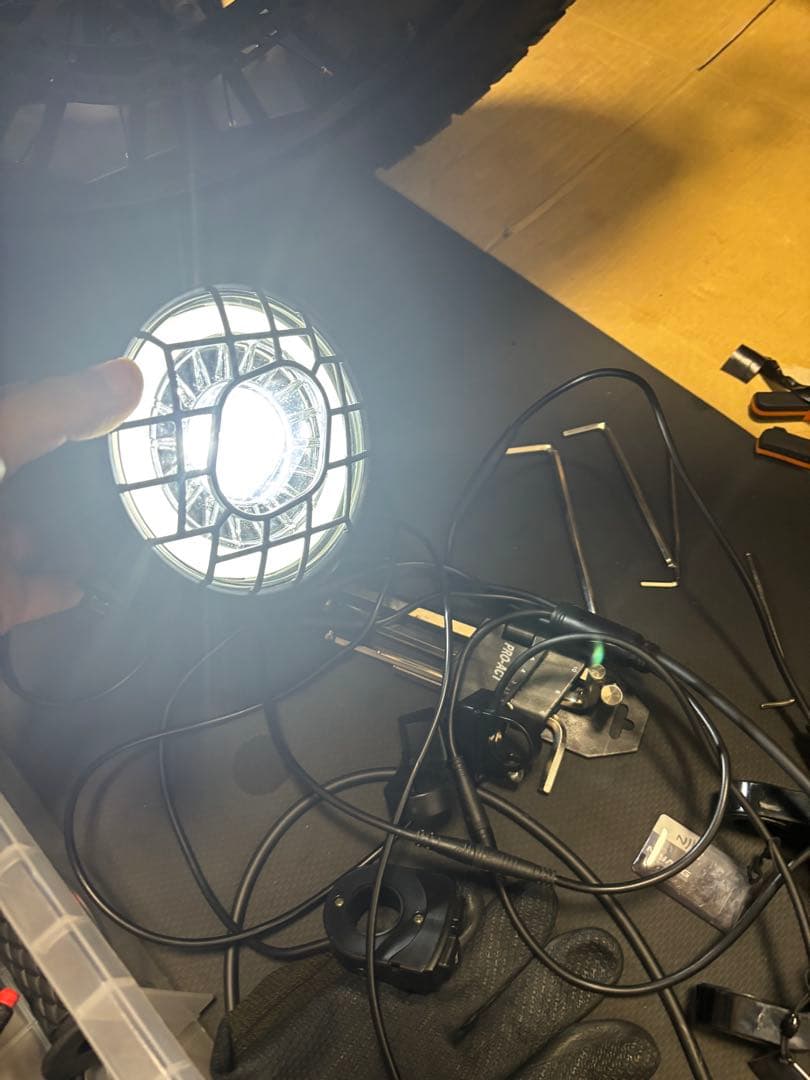 ヘットライト１個