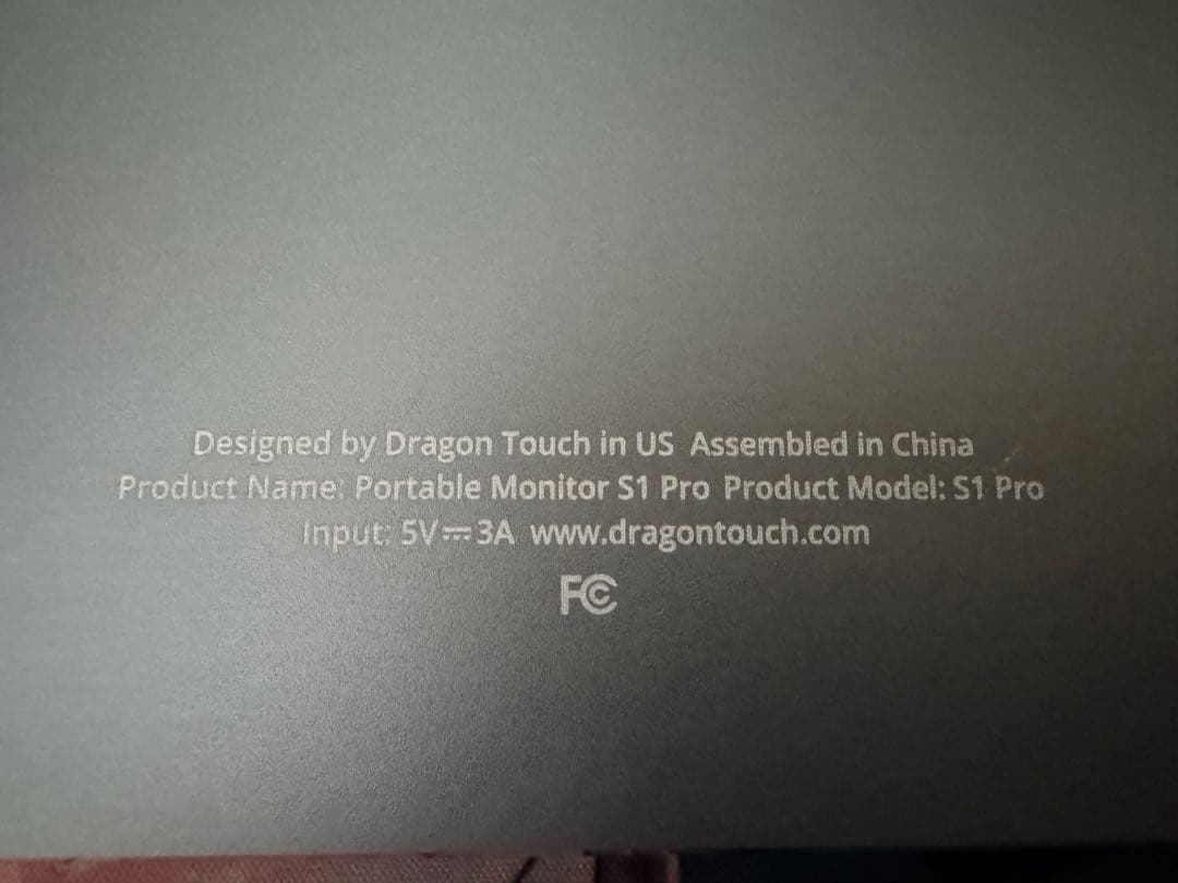 4K 15.6インチ モバイルモニター