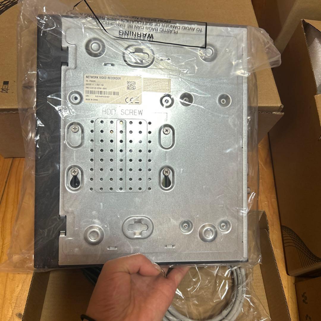 新品未使用　防犯カメラセット　4MP内蔵NVR IPカメラ4台セット