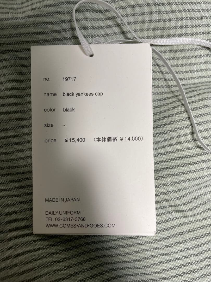 COMESANDGOES刺繍ロゴ キャップ 黒