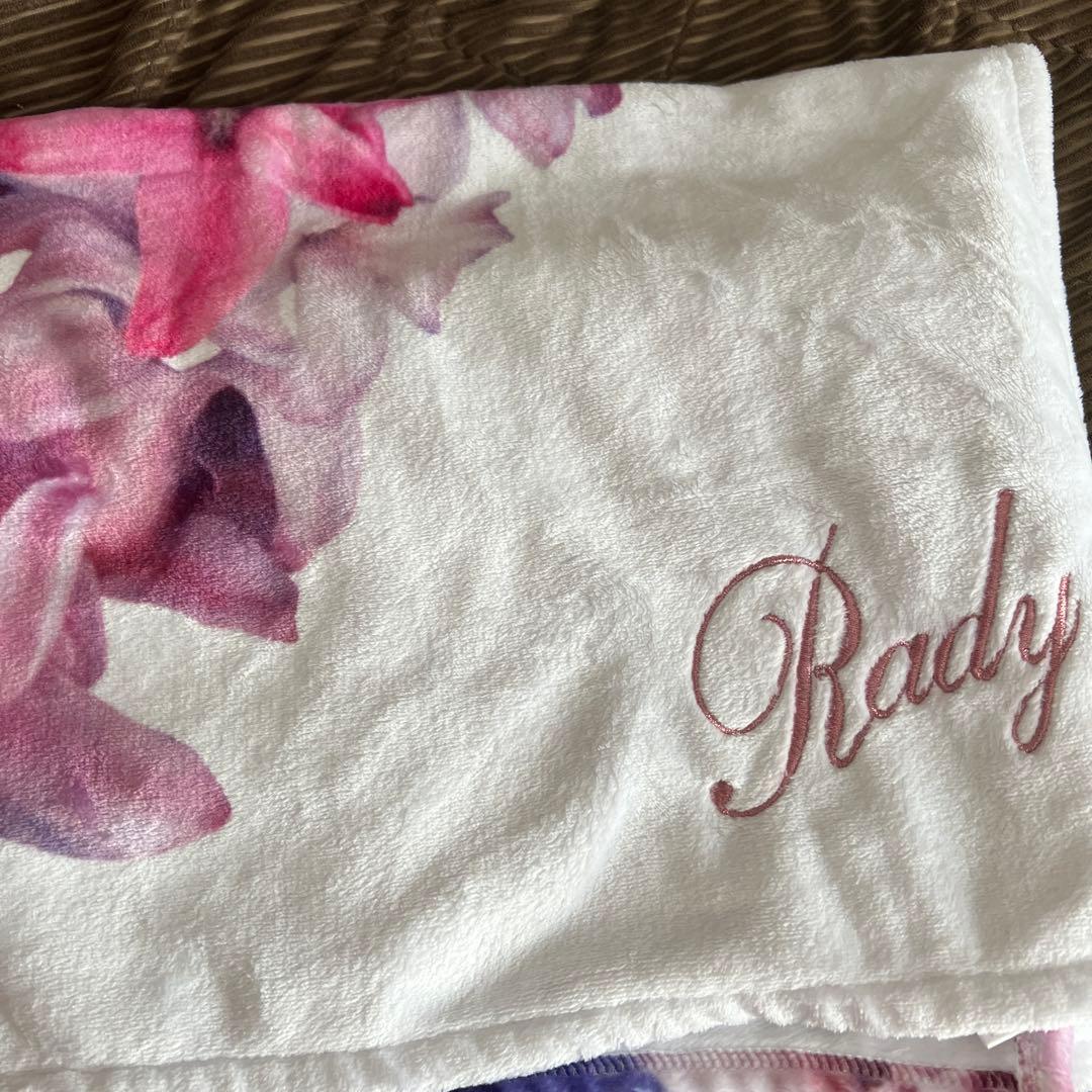 Rady ブランケット　膝掛け　エレフラ　ブラック＆ホワイト　２枚セット