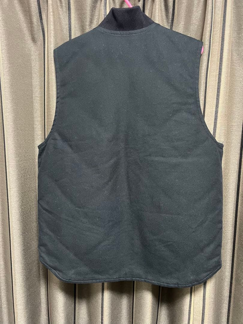 カーハート　ダックベスト　Mサイズ