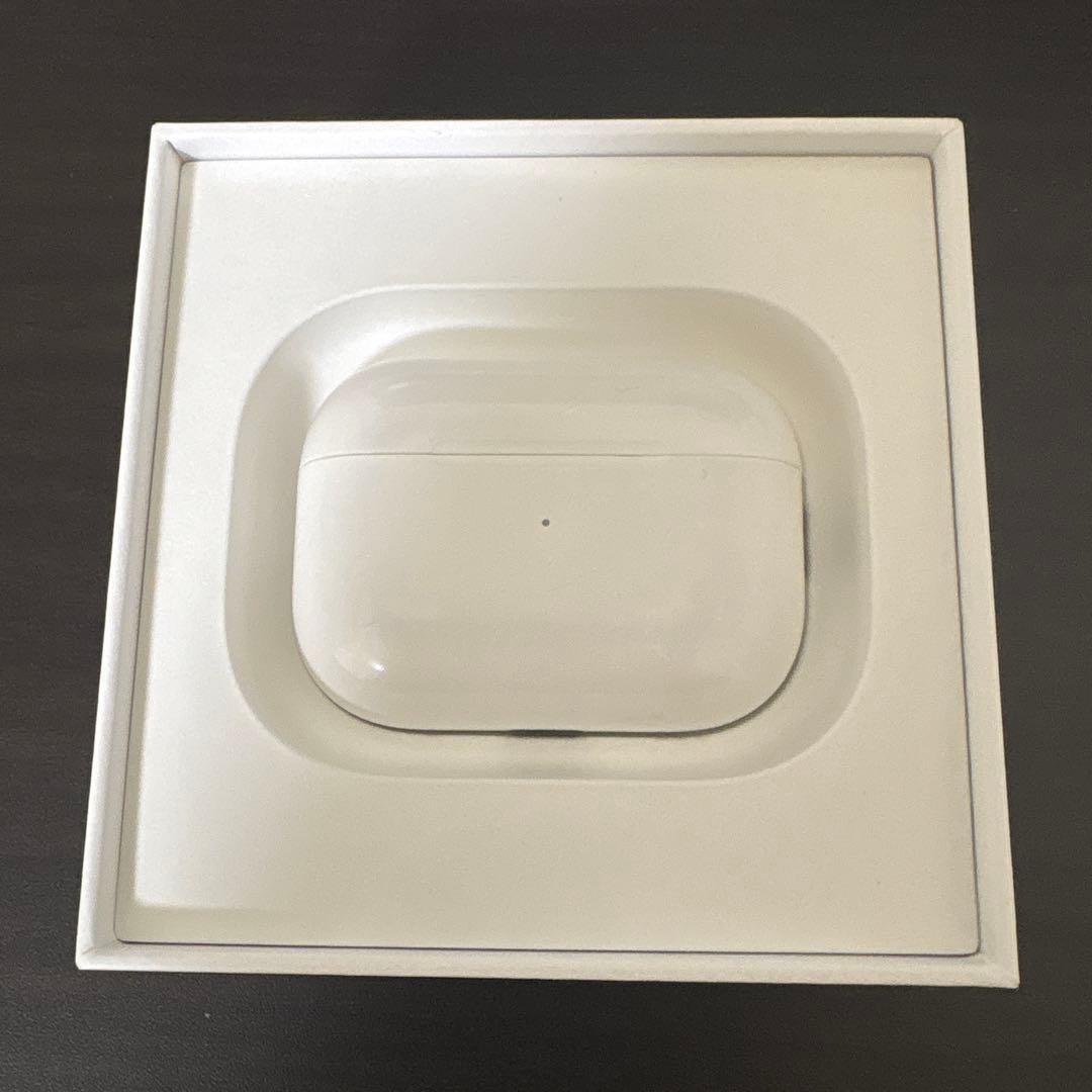 AirPods Pro（第2世代）Lightningケーブル 充電ケース付